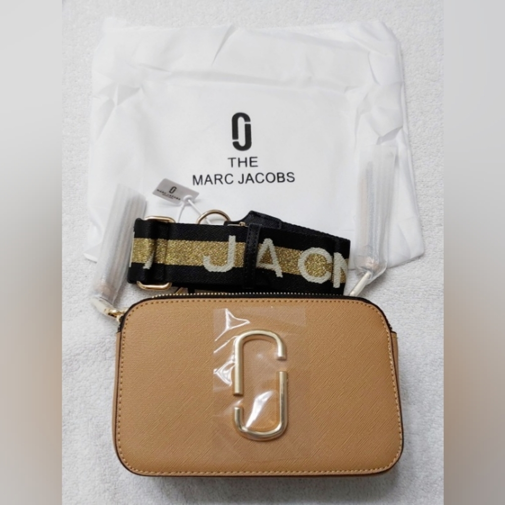Hand bag crossbody